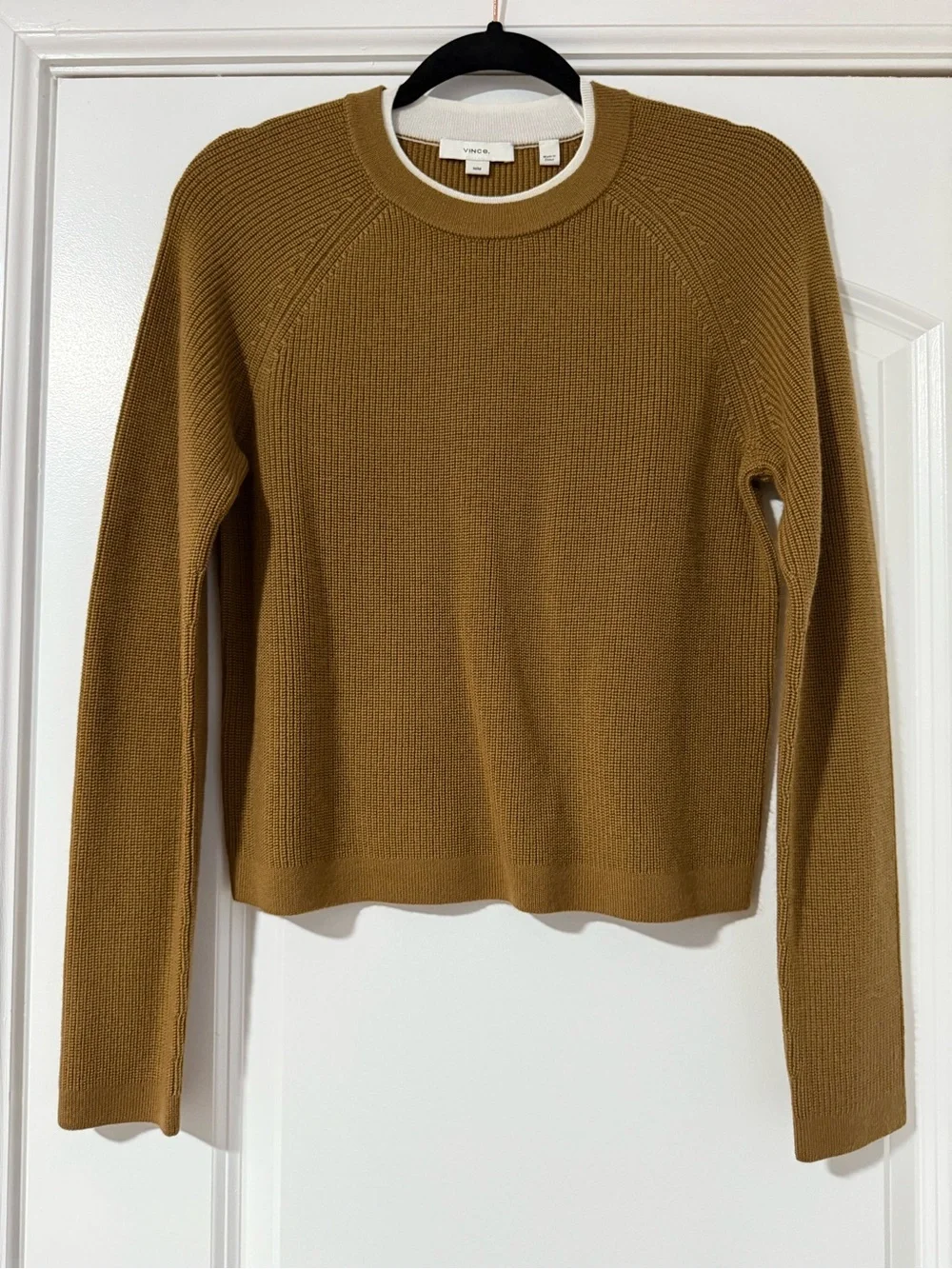 VINCE Women’s Brown Crewneck Ribbed Sweater size M 70% wool 30% cashmere